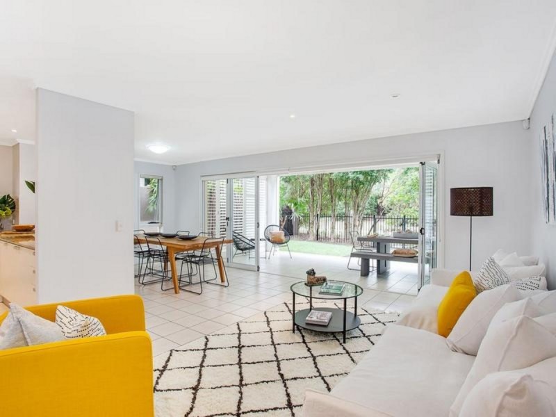 35 Riverwalk Avenue, Robina QLD 4226