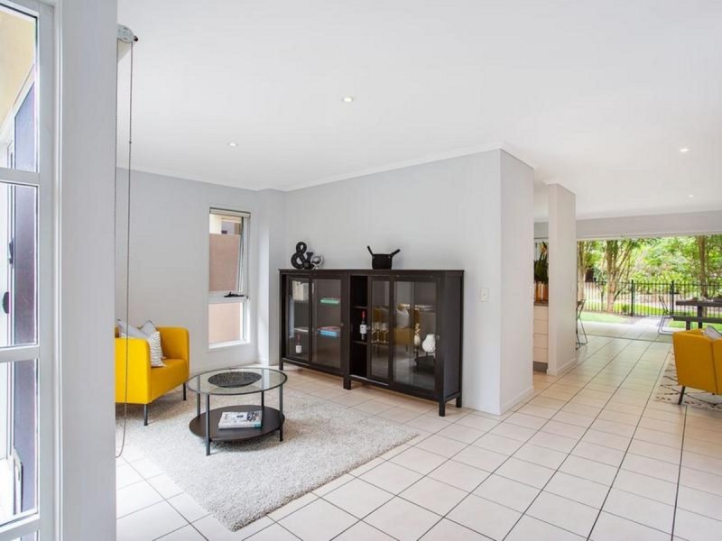 35 Riverwalk Avenue, Robina QLD 4226