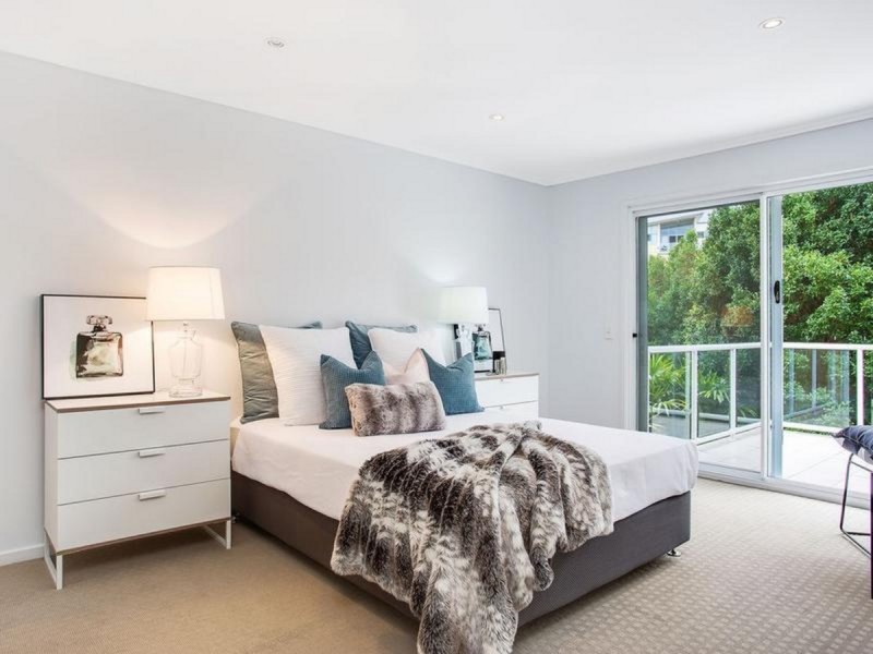 35 Riverwalk Avenue, Robina QLD 4226