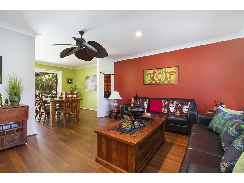 94 Glen Eagles Drive, Robina QLD 4226