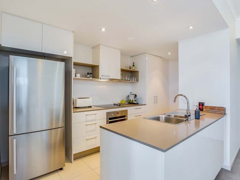 171/133 Laver Drive, Robina QLD 4226