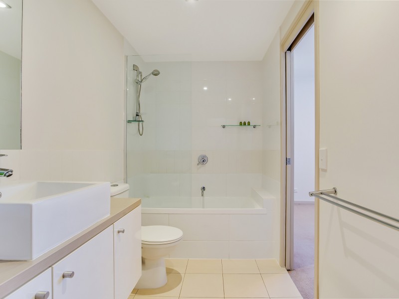 171/133 Laver Drive, Robina QLD 4226