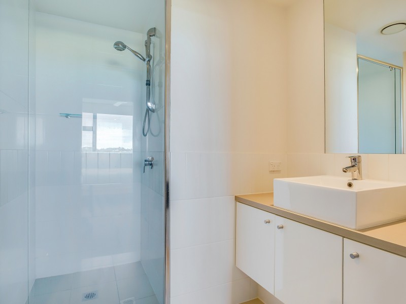 171/133 Laver Drive, Robina QLD 4226