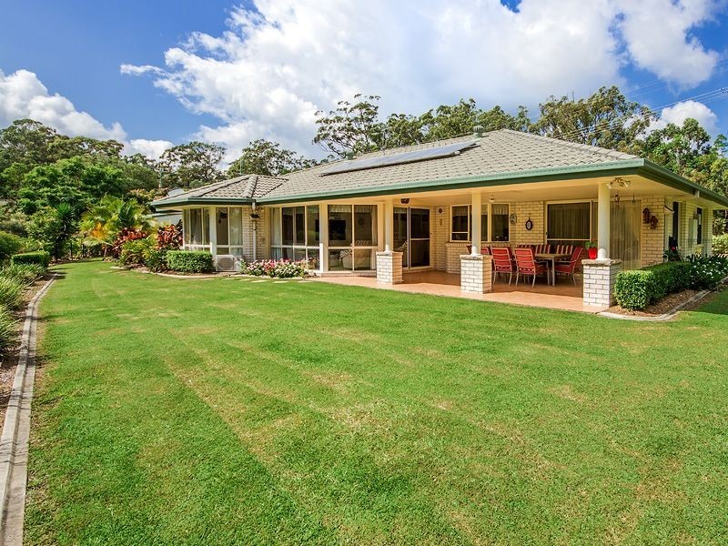 294 Chesterfield Drive, Bonogin QLD 4213