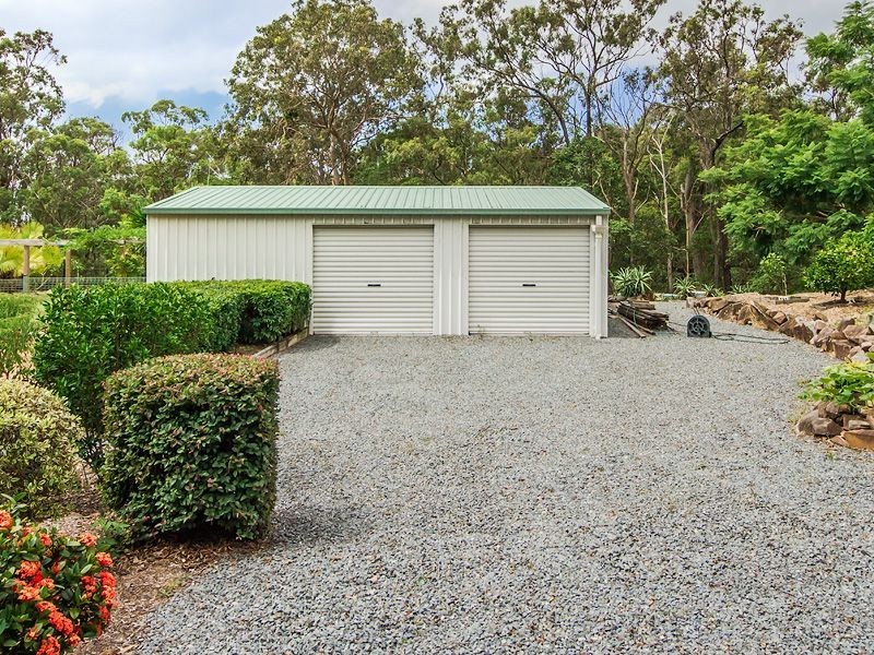 294 Chesterfield Drive, Bonogin QLD 4213