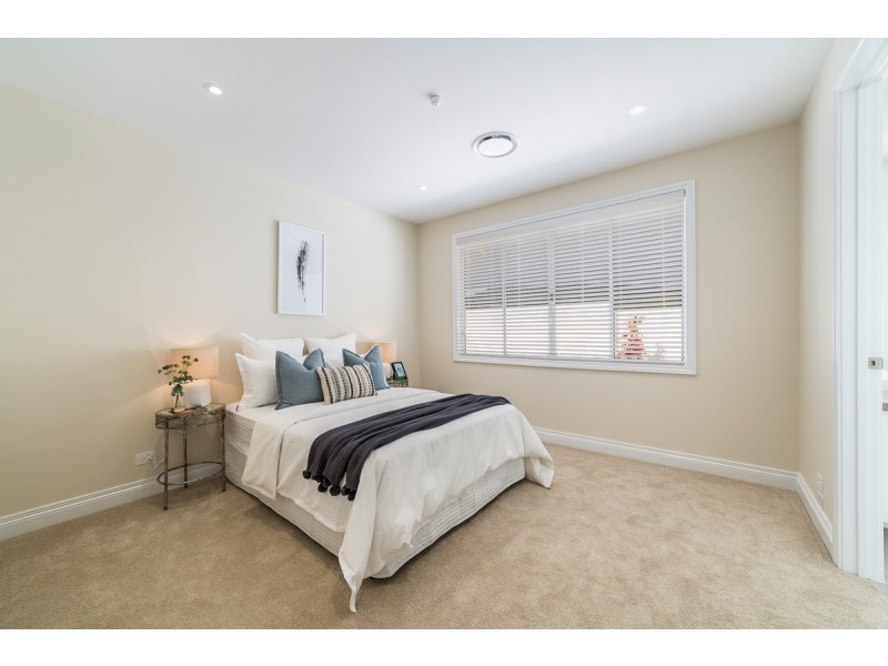 20 Seafarer Court, Paradise Waters QLD 4217