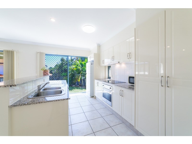 2/15 The Links, Robina QLD 4226