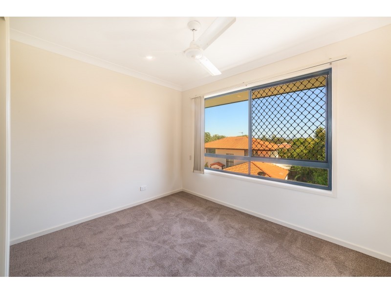 2/15 The Links, Robina QLD 4226