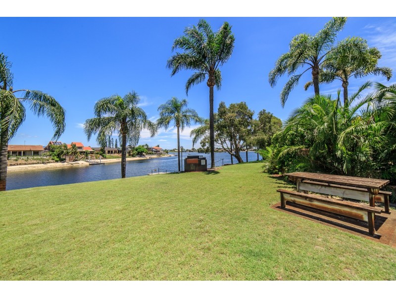 49/111-123 Markeri Street, Mermaid Waters QLD 4218