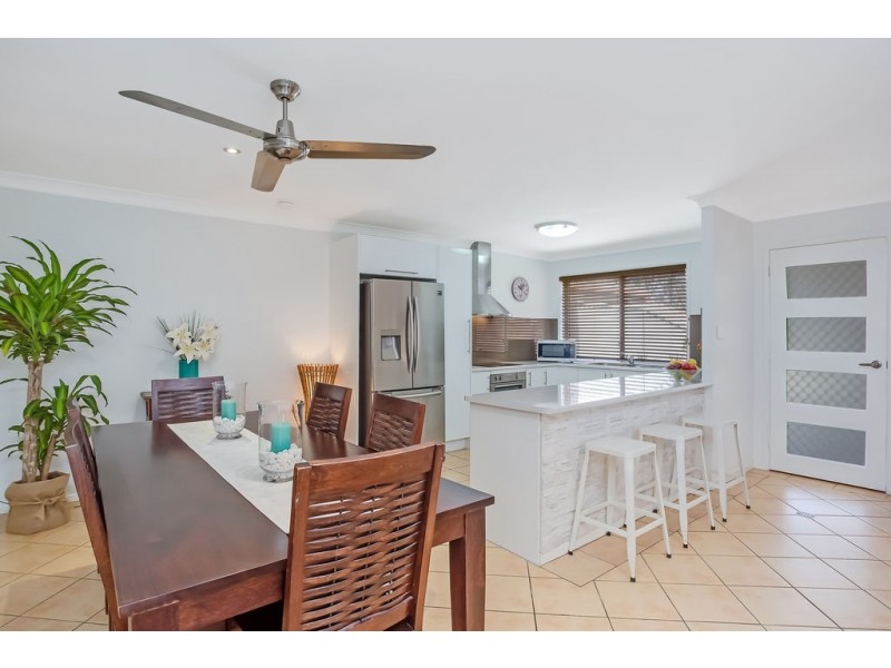 1/38 Cheltenham Drive, Robina QLD 4226