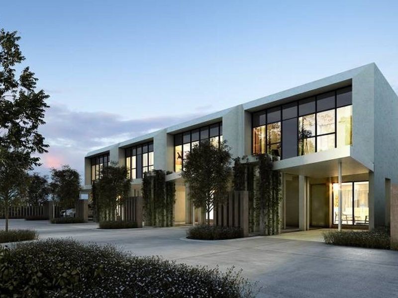 15 Peninsula Drive, Robina QLD 4226