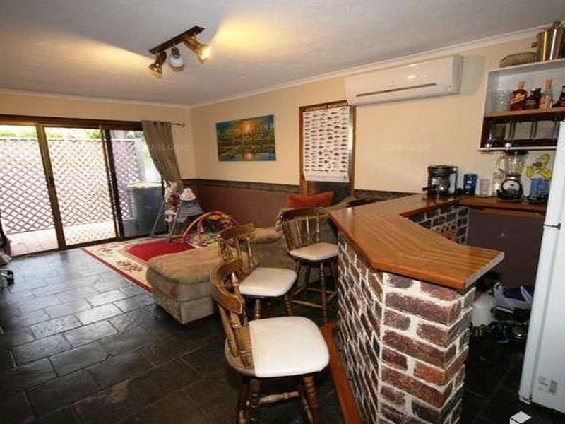 28 Pappas Way, Carrara QLD 4211