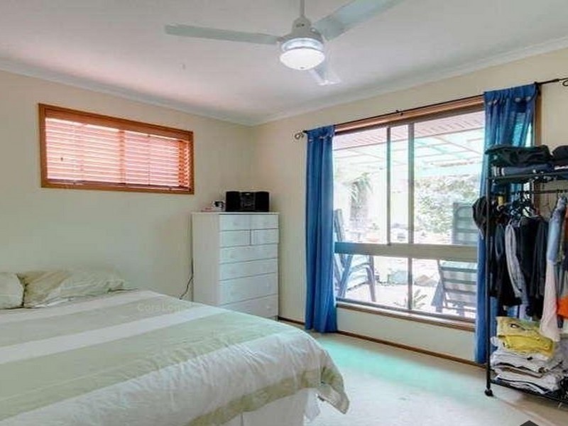 28 Pappas Way, Carrara QLD 4211