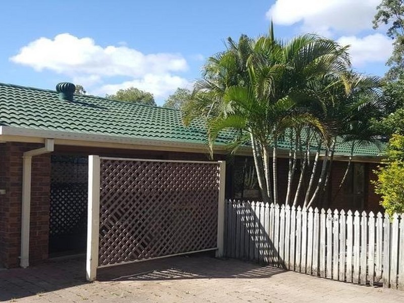 28 Pappas Way, Carrara QLD 4211
