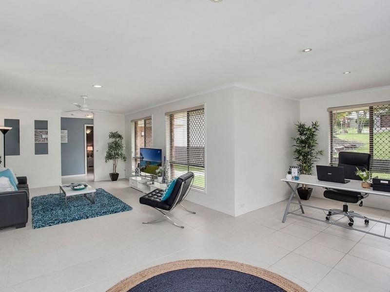 10 Harbord Court, Robina QLD 4226