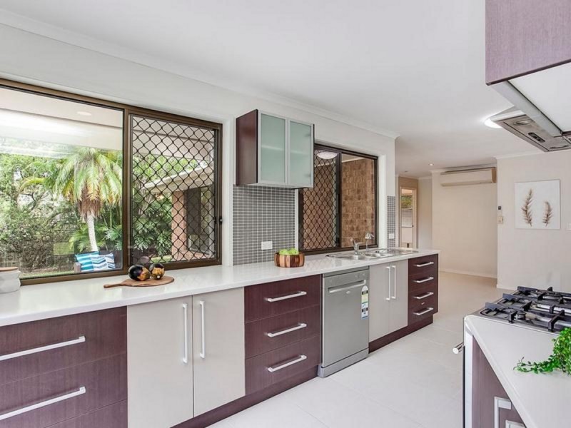 10 Harbord Court, Robina QLD 4226