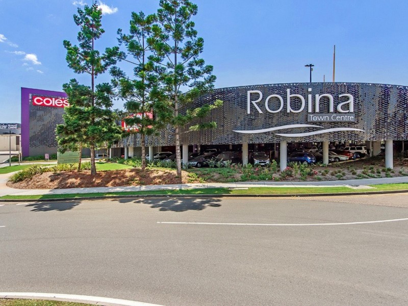 10 Harbord Court, Robina QLD 4226