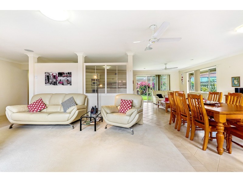 54 Ellis Drive, Mudgeeraba QLD 4213