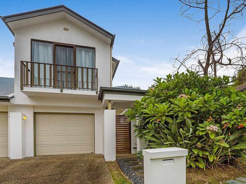 3/2 Wingate Court, Varsity Lakes QLD 4227