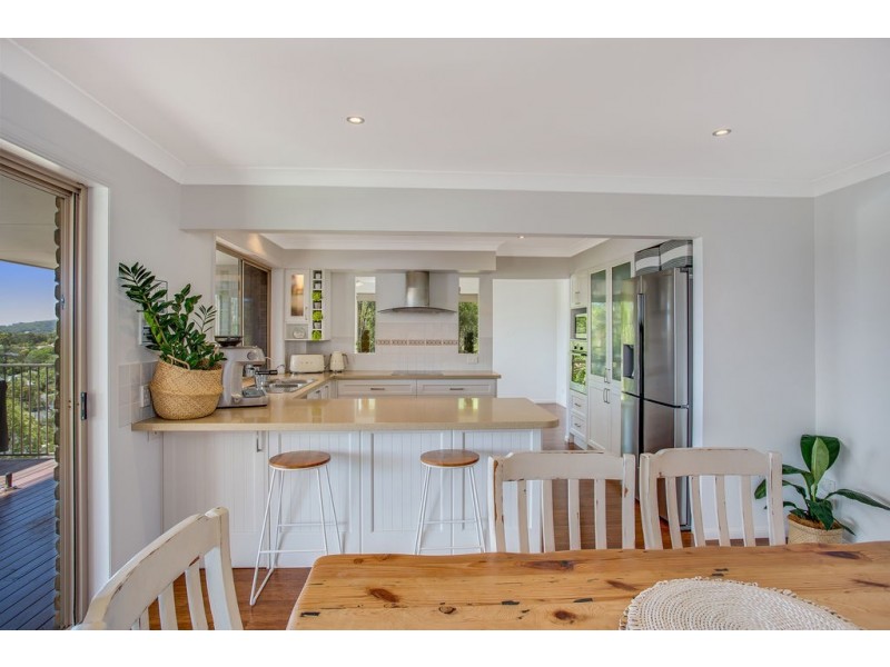 23 Jarrahdale Drive, Elanora QLD 4221