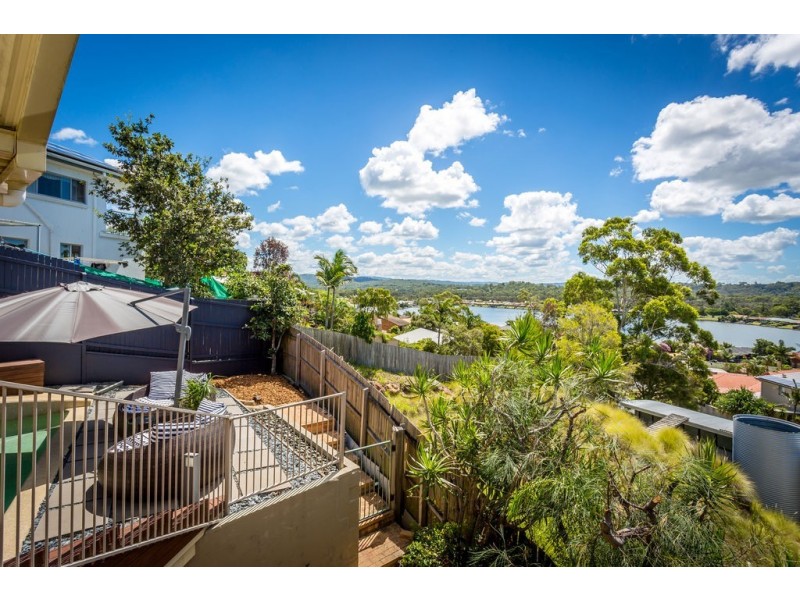 23 Jarrahdale Drive, Elanora QLD 4221