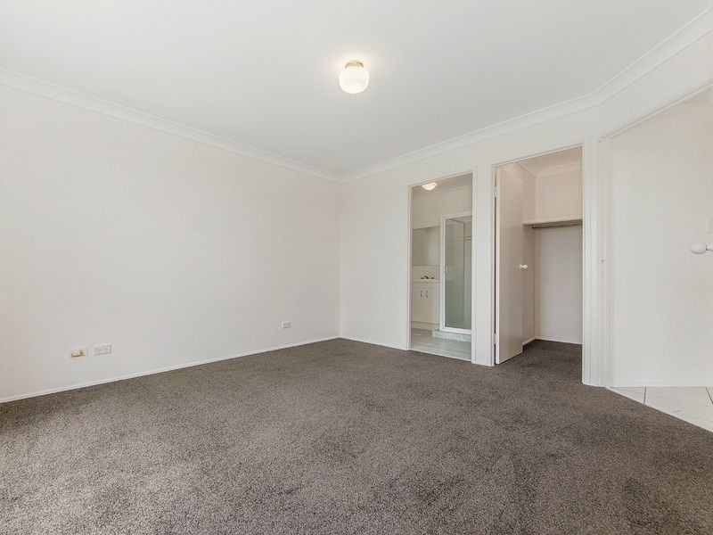 13 Leicester Terrace, Mudgeeraba QLD 4213