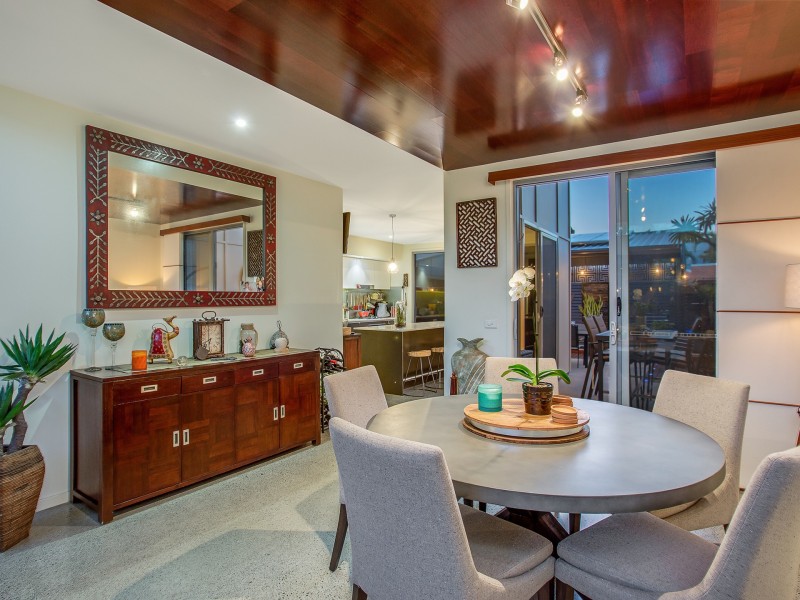 125 Varsity Parade, Varsity Lakes QLD 4227