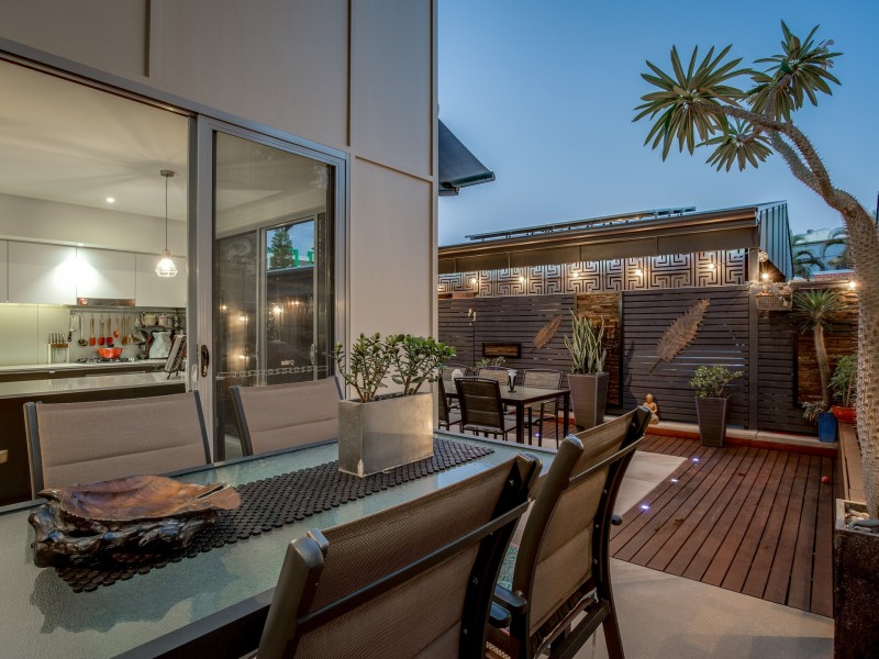 125 Varsity Parade, Varsity Lakes QLD 4227