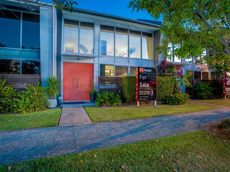 125 Varsity Parade, Varsity Lakes QLD 4227