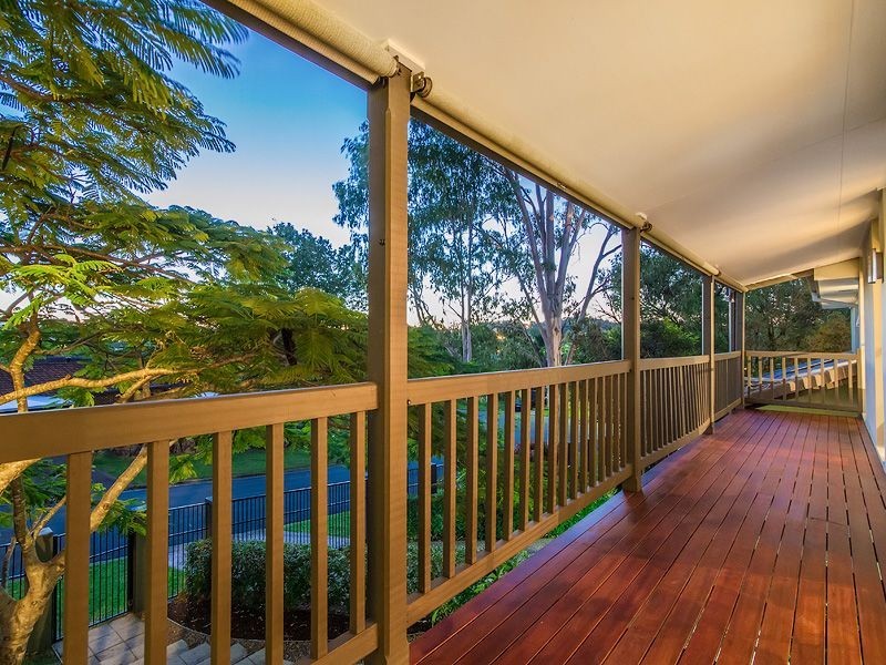 2 Cameron Court, Ashmore QLD 4214
