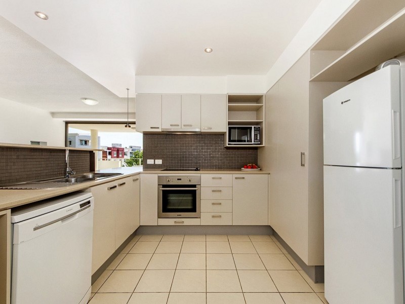 5/15 Laver Drive, Robina QLD 4226