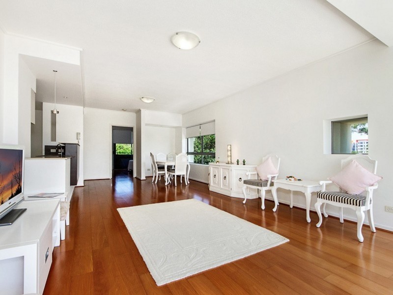 5/15 Laver Drive, Robina QLD 4226