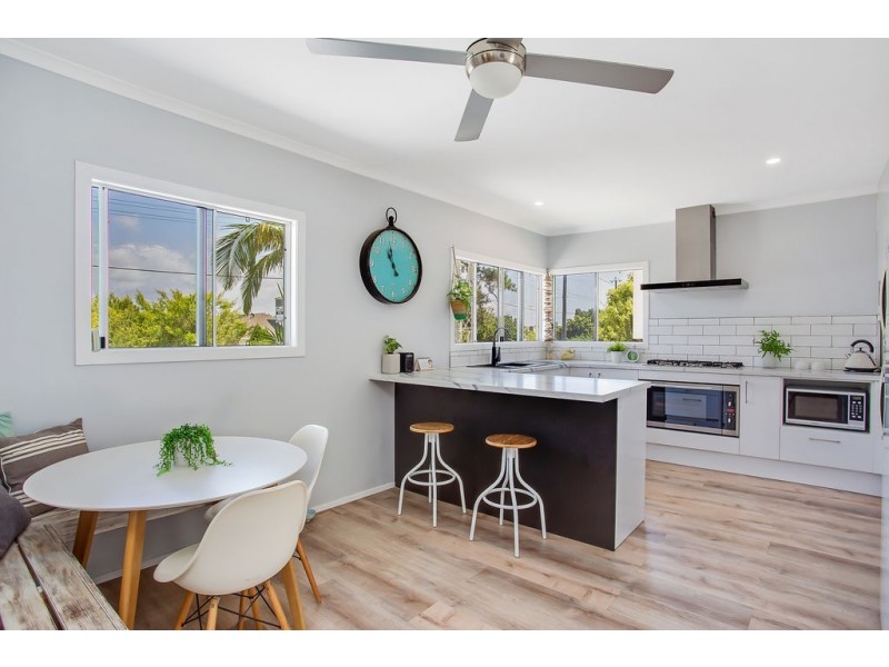 118 West Burleigh Road, Burleigh Heads QLD 4220