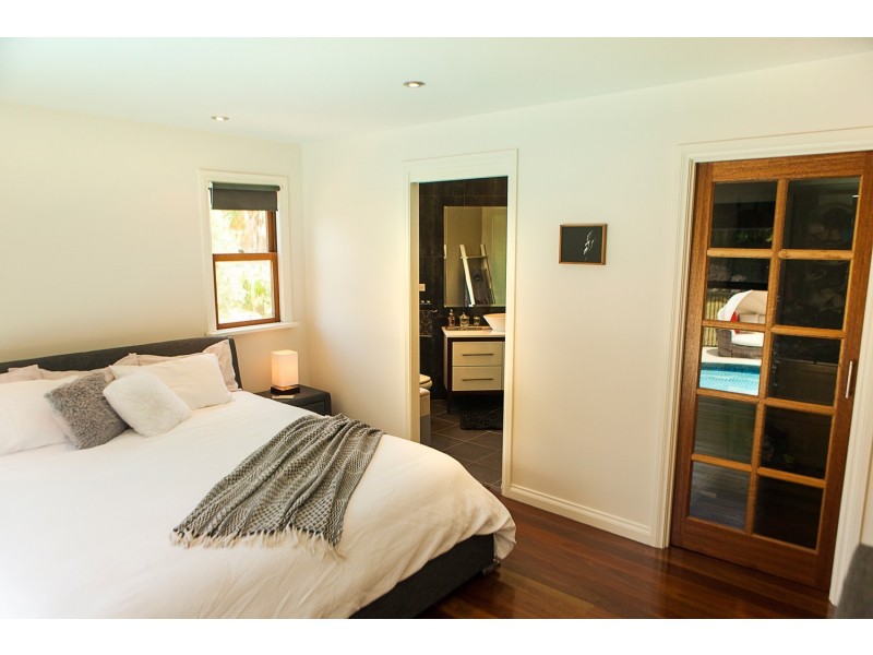 8 Aberdeen Court, Highland Park QLD 4211