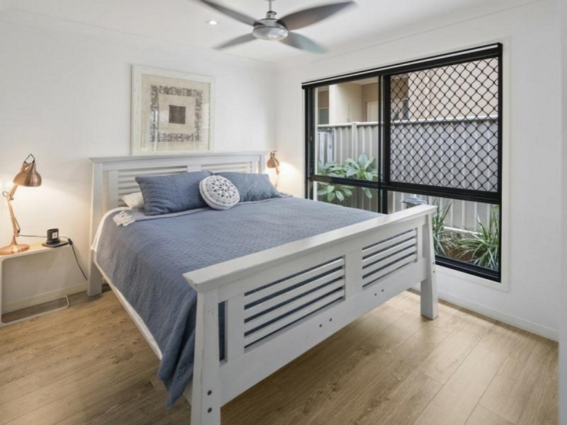 1/15 Miami Shore Parade, Miami QLD 4220