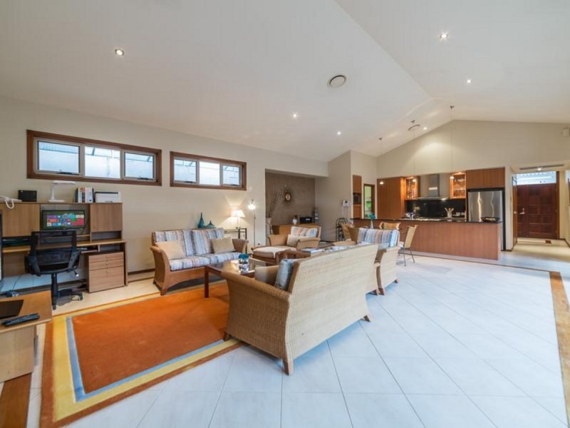 14 Bergamo Drive, Varsity Lakes QLD 4227