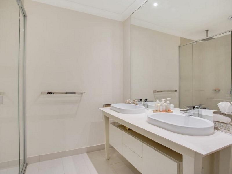 24 Peninsula Drive, Robina QLD 4226