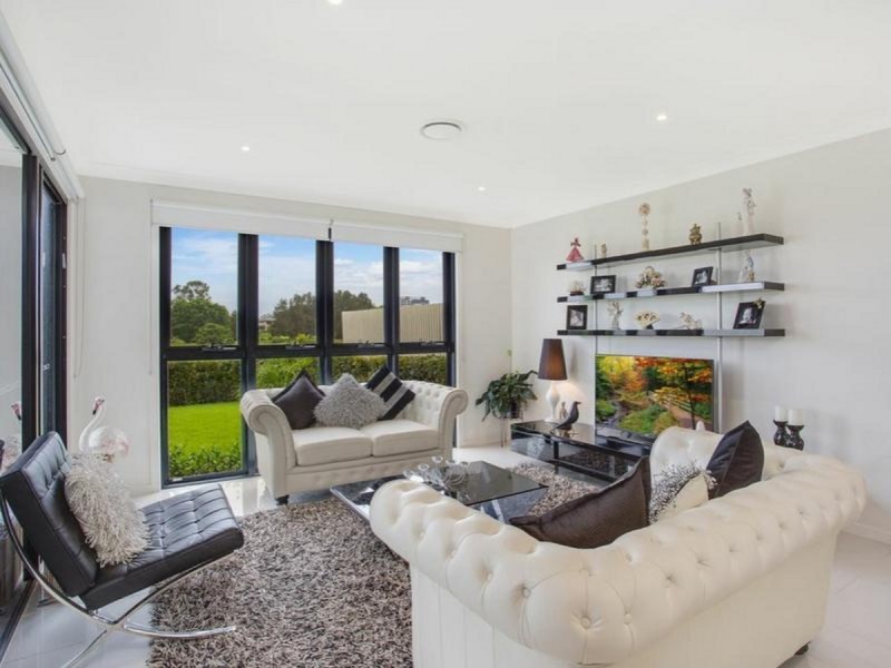 24 Peninsula Drive, Robina QLD 4226