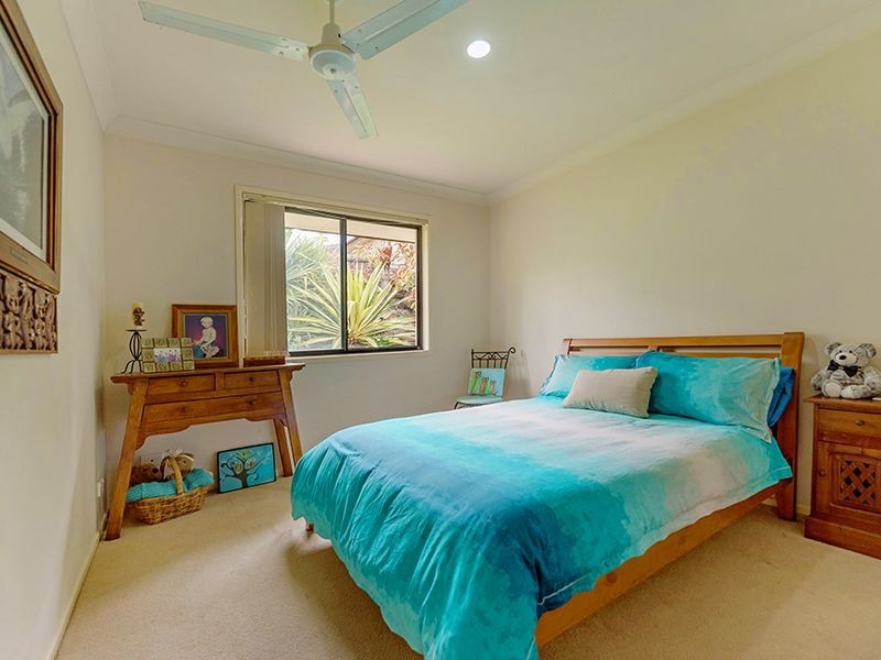 6 Angelia Lane, Merrimac QLD 4226