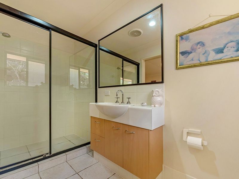 6 Angelia Lane, Merrimac QLD 4226