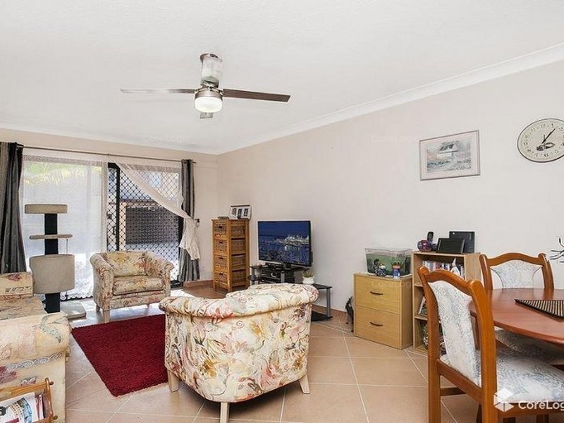 2/20 Duet Drive, Mermaid Waters QLD 4218