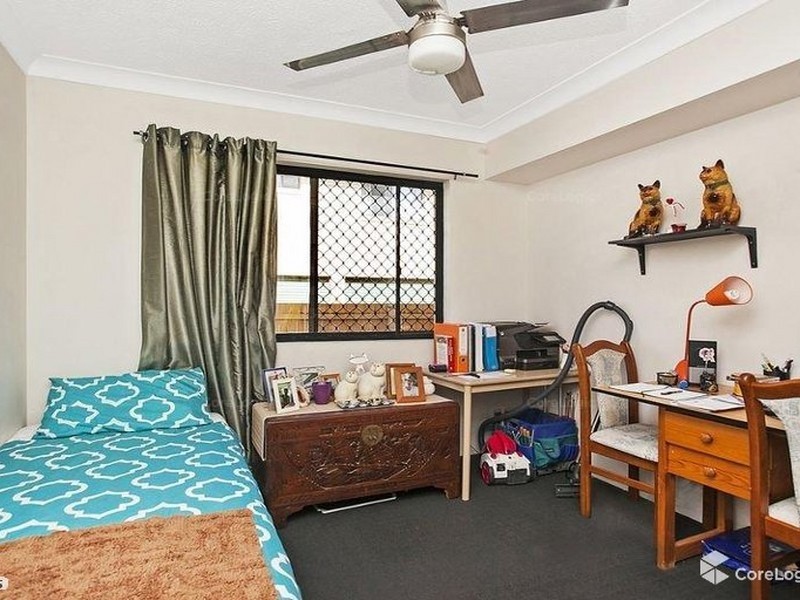 2/20 Duet Drive, Mermaid Waters QLD 4218