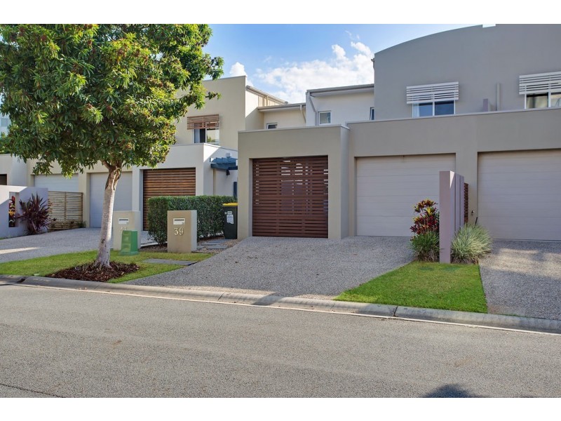 39 Riverwalk Avenue, Robina QLD 4226