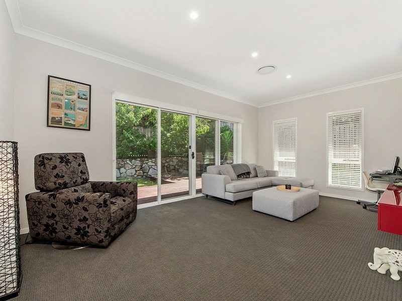 21 Worchester Terrace, Reedy Creek QLD 4227