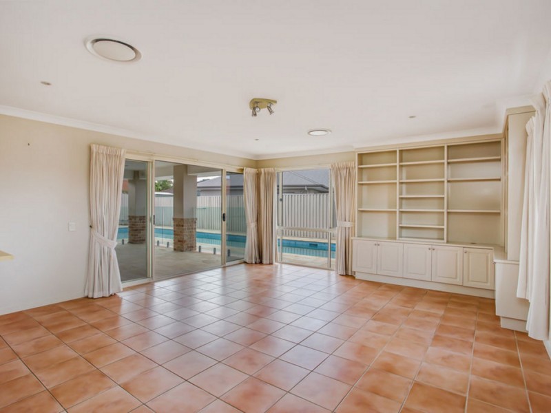 5 Olympus Drive, Robina QLD 4226