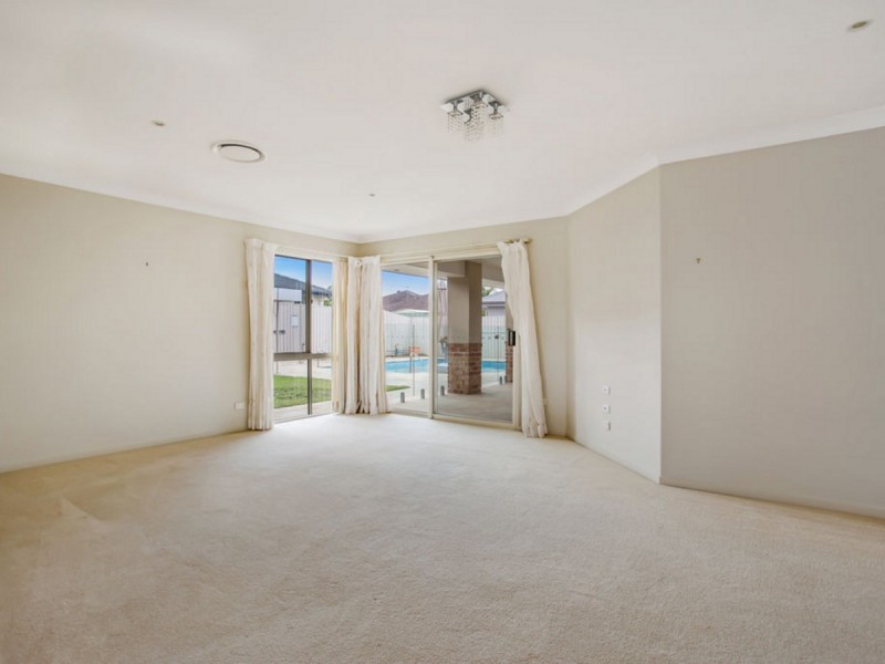 5 Olympus Drive, Robina QLD 4226