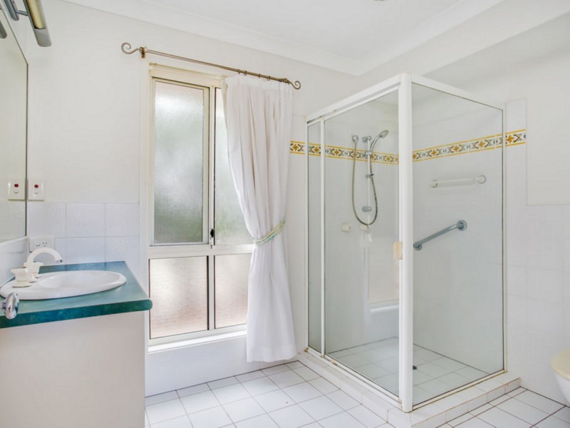 5 Olympus Drive, Robina QLD 4226