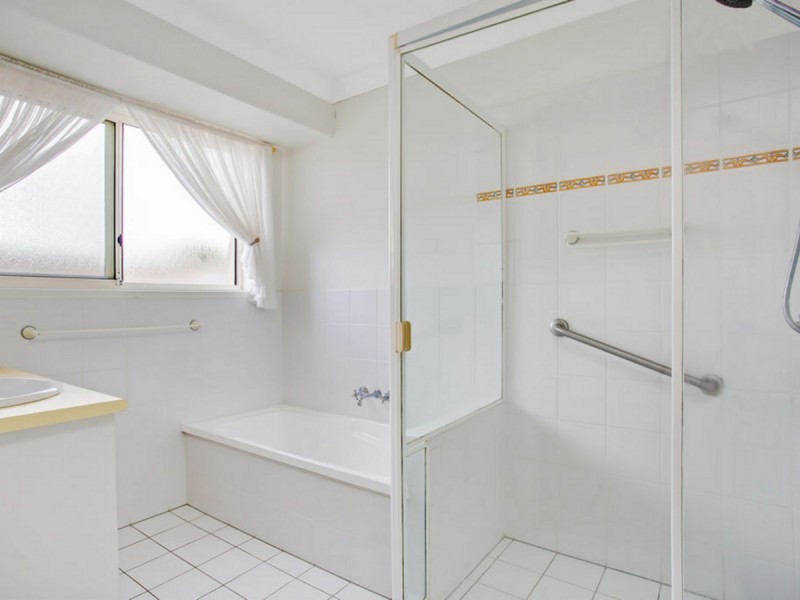 5 Olympus Drive, Robina QLD 4226