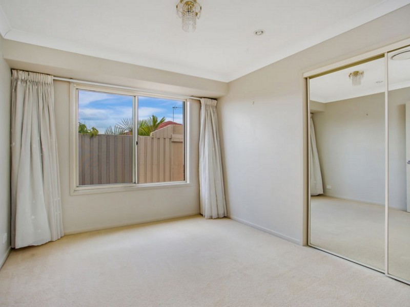 5 Olympus Drive, Robina QLD 4226