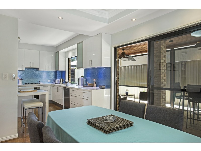 23 Riviera Road, Miami QLD 4220